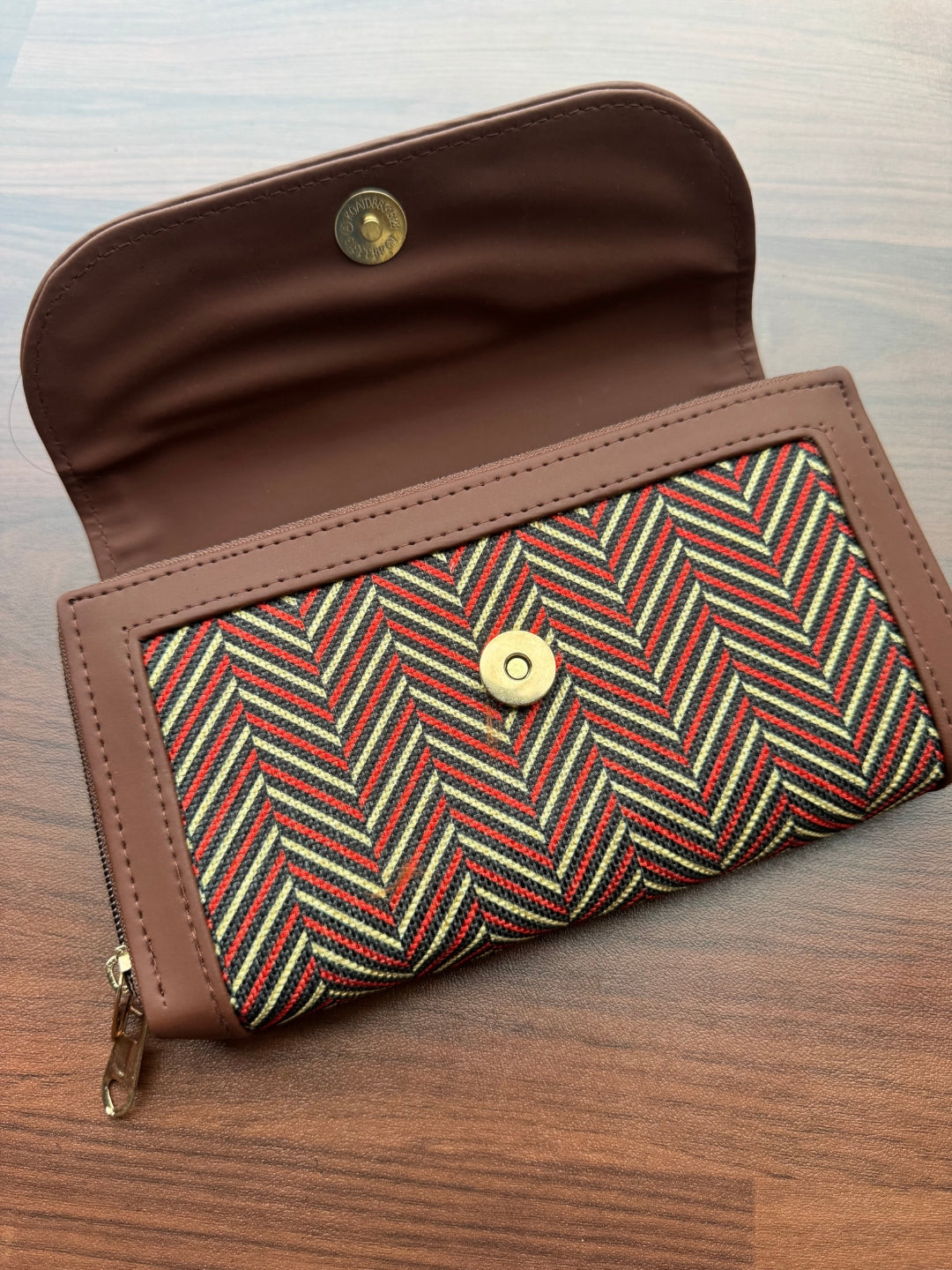 Black Maroon Wave - 2 pockets - Trendy & Beautiful Womens Wallet