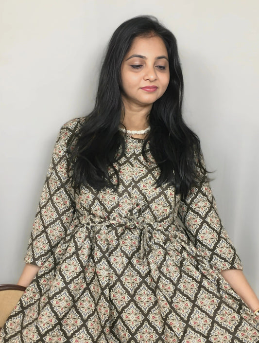 Brown Dessert Flower - Maternity Kurti with Feeding Zips - Cotton Flex - Thicker Fabric
