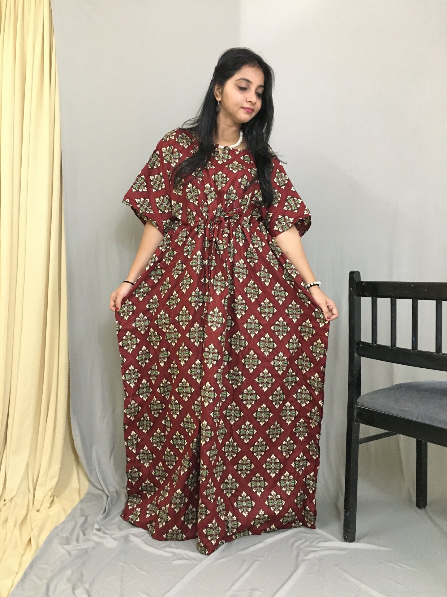 Maternity / Feeding Zips - Kaftan - Free Size - Pure Cotton - Maroon Dessert Flower