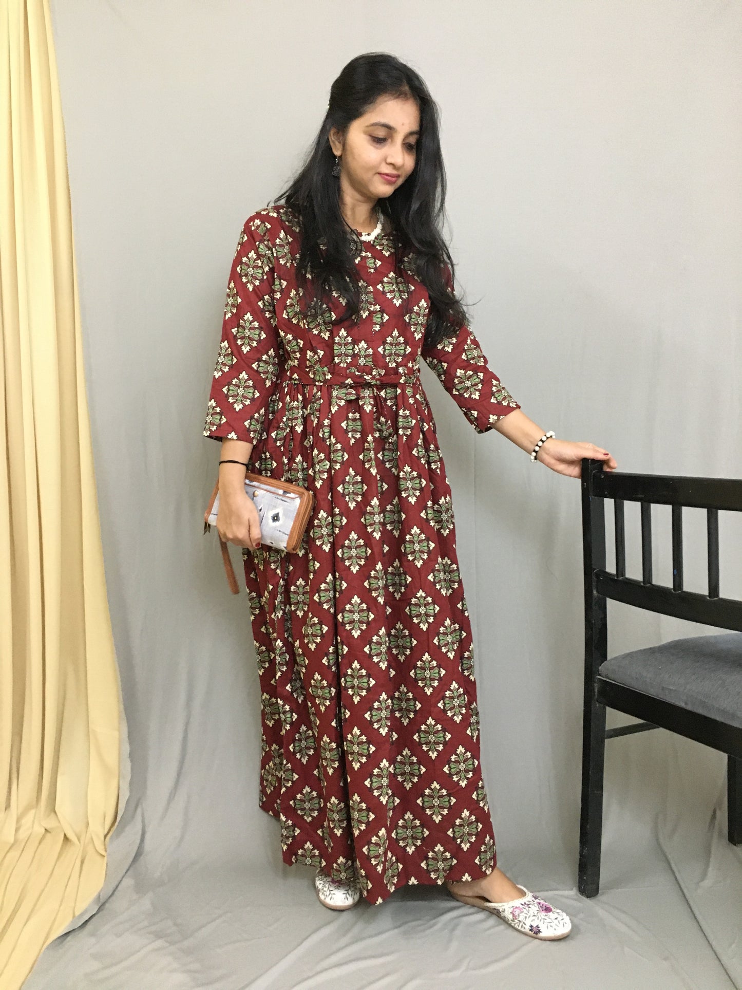 Maternity Kurti with Feeding Zips - Pure Cotton - Maroon Dessert Flower
