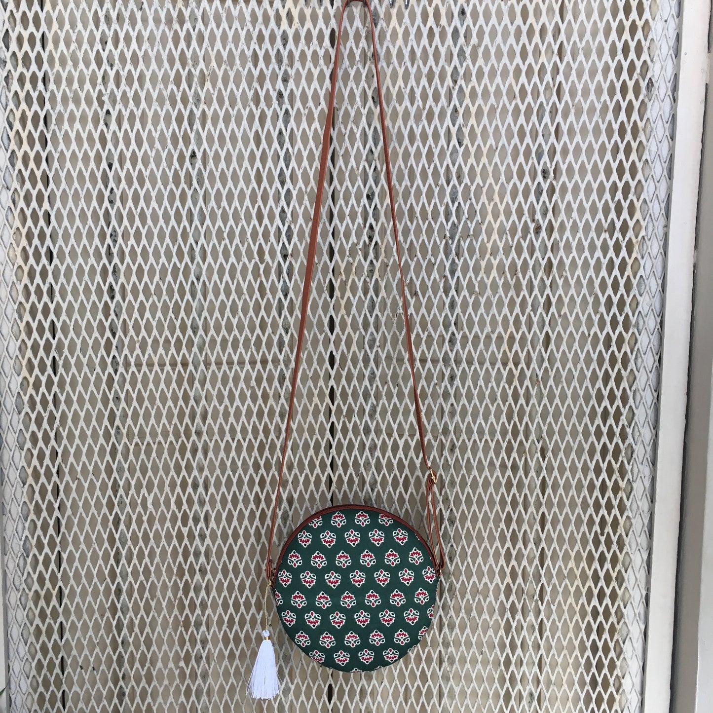 Green Red Flower - Round sling - small size