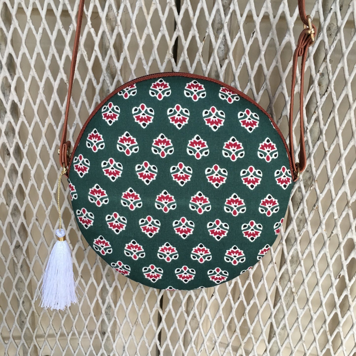 Green Red Flower - Round sling - small size