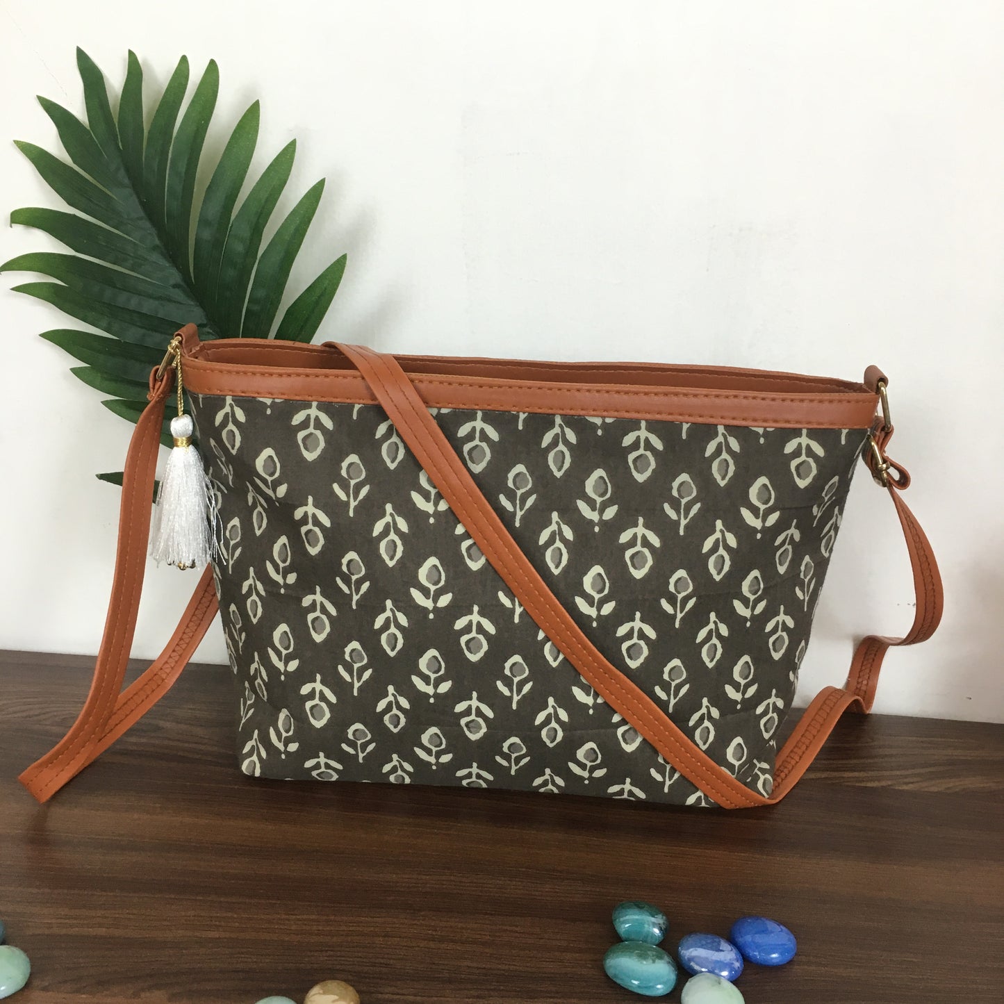 Minsk - 3 zip- Big size - Sling Bag - 84