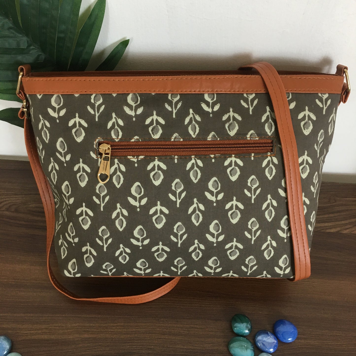 Minsk - 3 zip- Big size - Sling Bag - 84