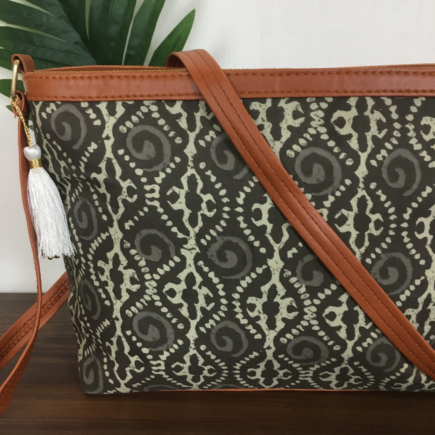 Minsk - 3 zip- Big size - Sling Bag - 89