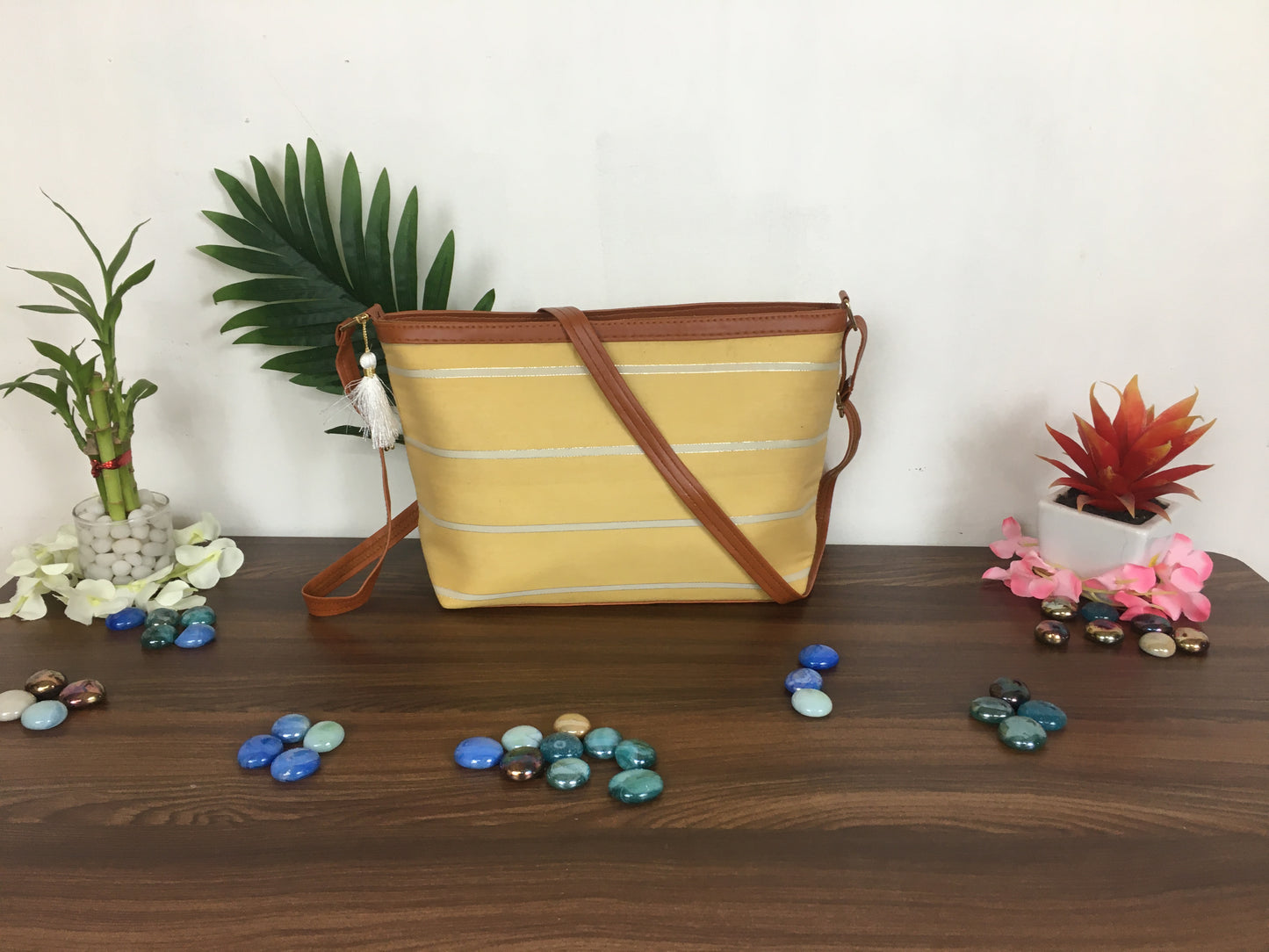 Minsk - 3 zip- Big size - Sling Bag - Yellow Lines