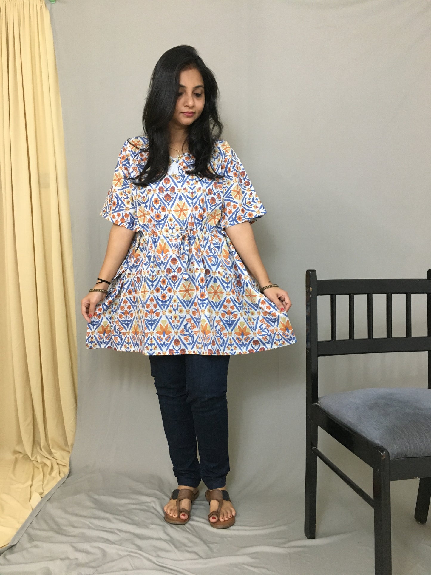 White Yellow Blue Flower - Trendy Short Kaftan Tops