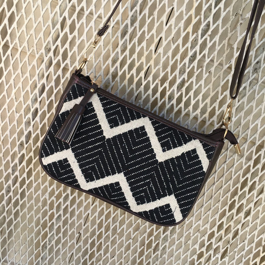 AMARA - Shoulder Bag Cum Sling - New Black Zigzag