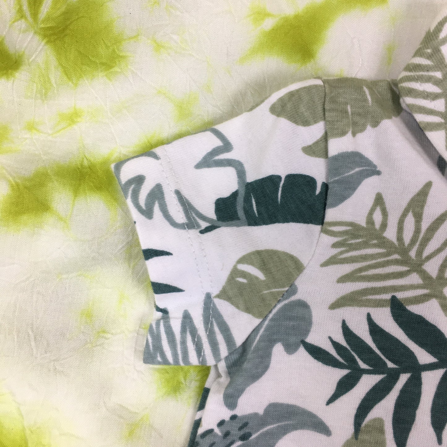 Organic Cotton Romper in Leaf Print - No - 3