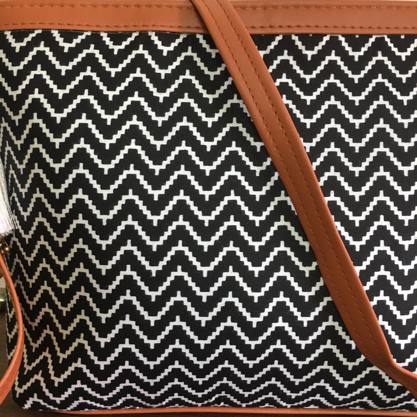 Minsk - 3 zip- Big size - Sling Bag - Black wave