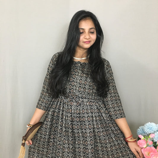 Kalamkari Ajrakh Black - Maternity Kurti with Feeding Zips - Pure Cotton - Cotton Flex - Thicker Fabric ko