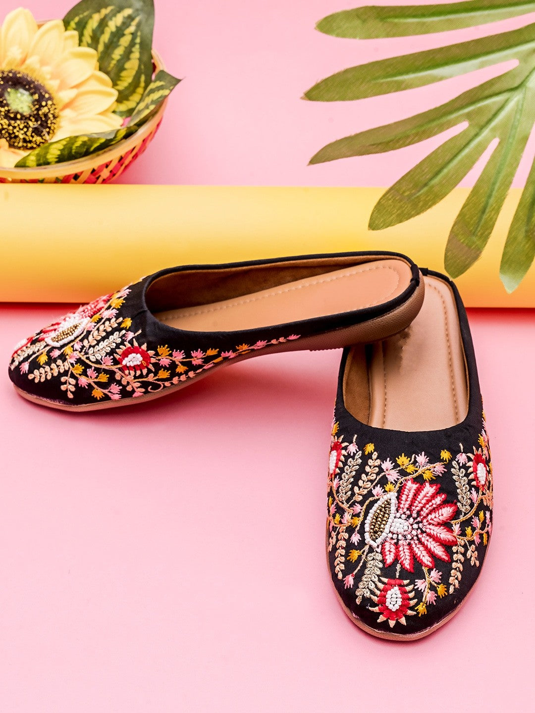 Women Black Embellished Ethnic Mojaris Flats