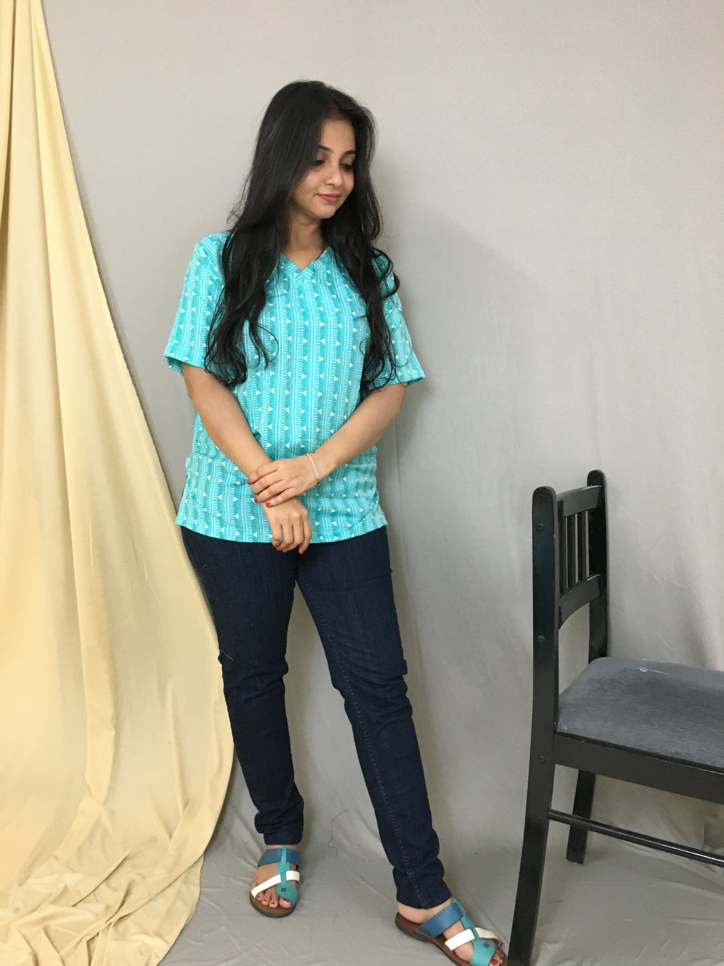 Trendy Short Tops - D.no - 19