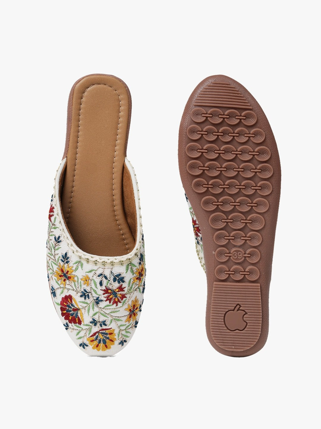 Women White Ethnic Flats