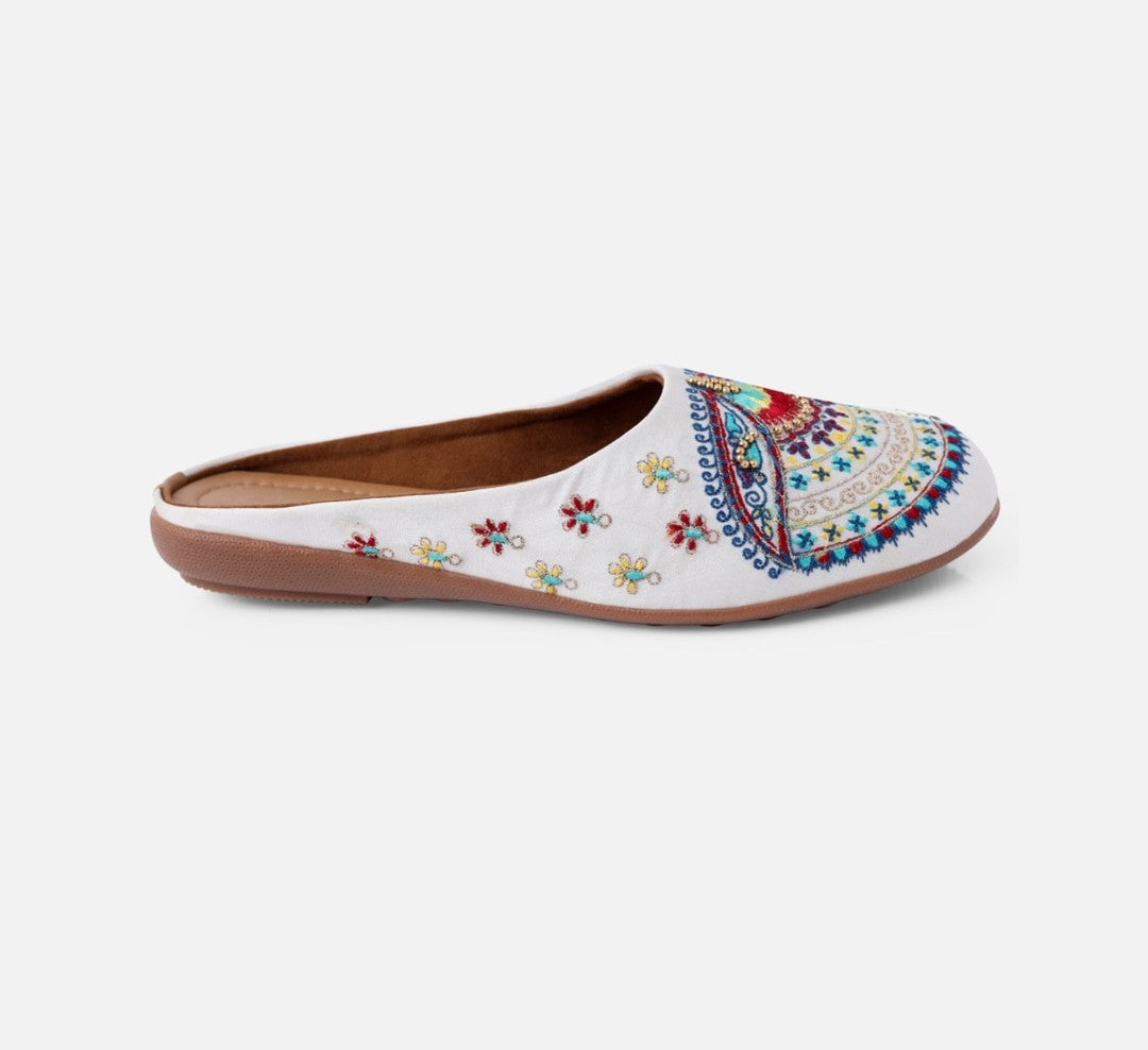 Women Off White / Cream Ethnic Embellished Mules Flats