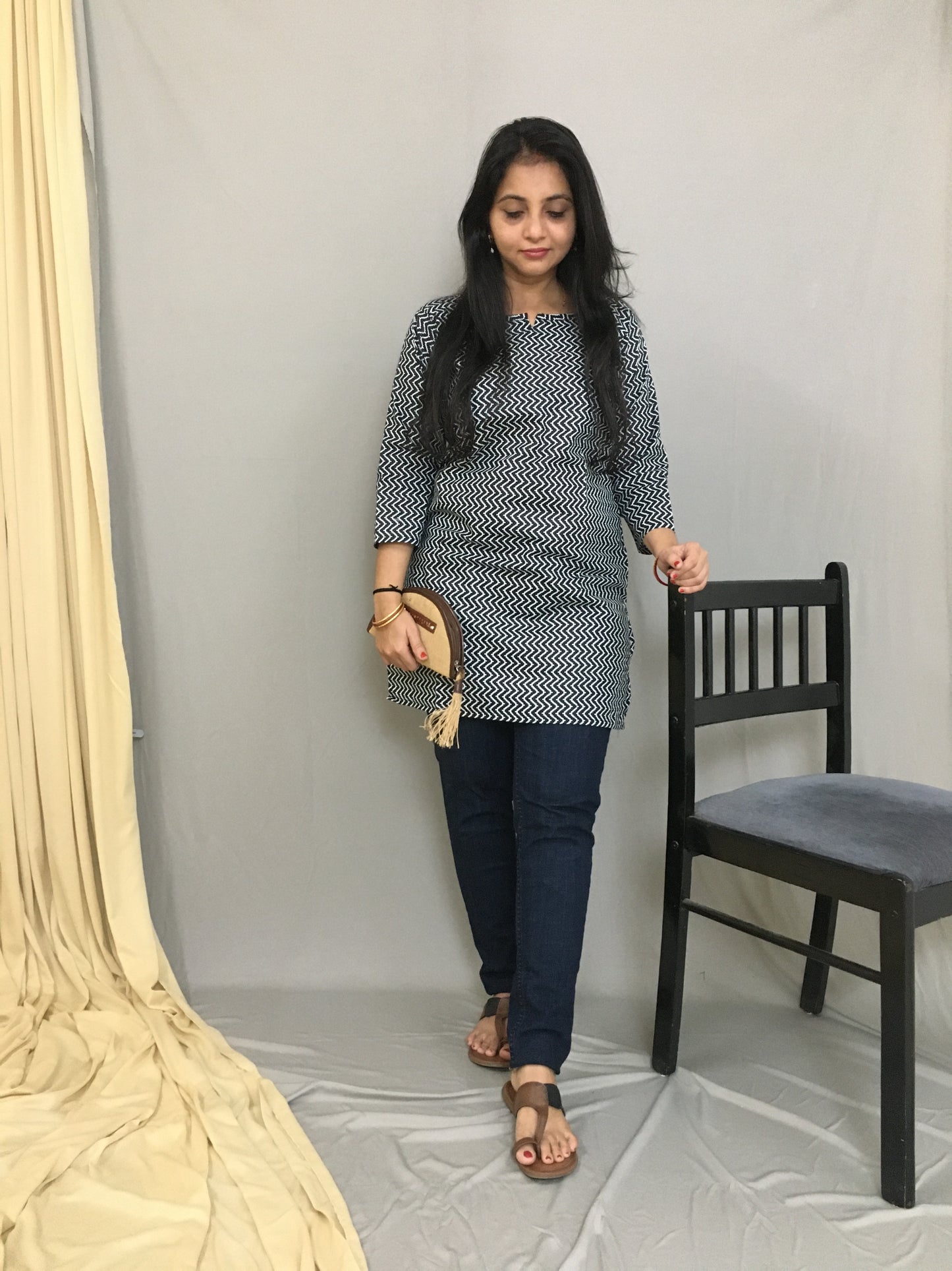 Black waves - Short Kurti - Pure Cotton