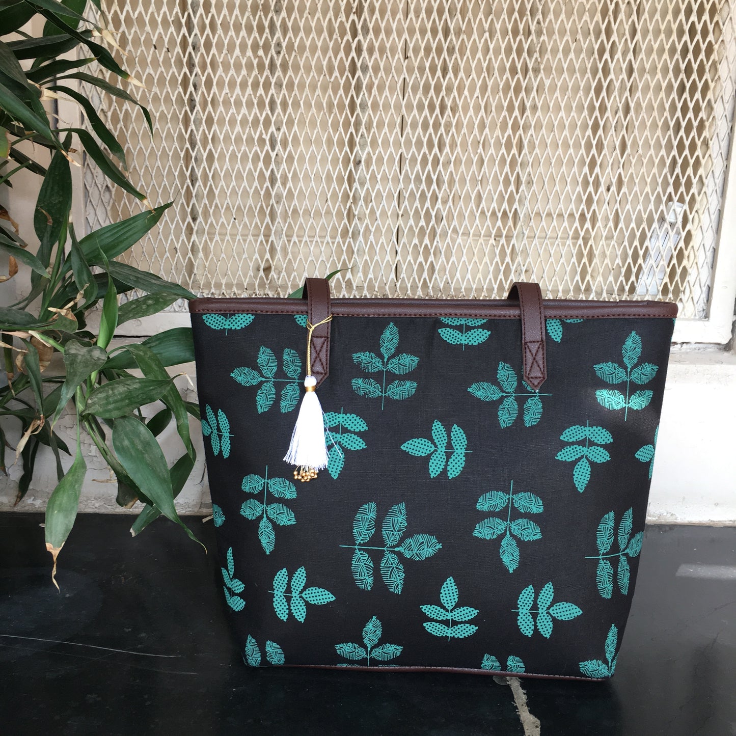 Black Leaf - Printed Tote Bag