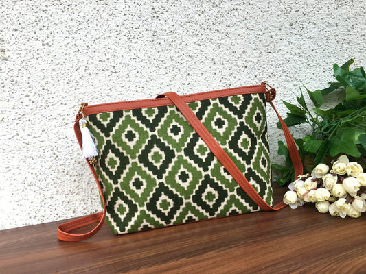 Minsk - 3 zip- Big size - Sling Bag - Cream Square - Green