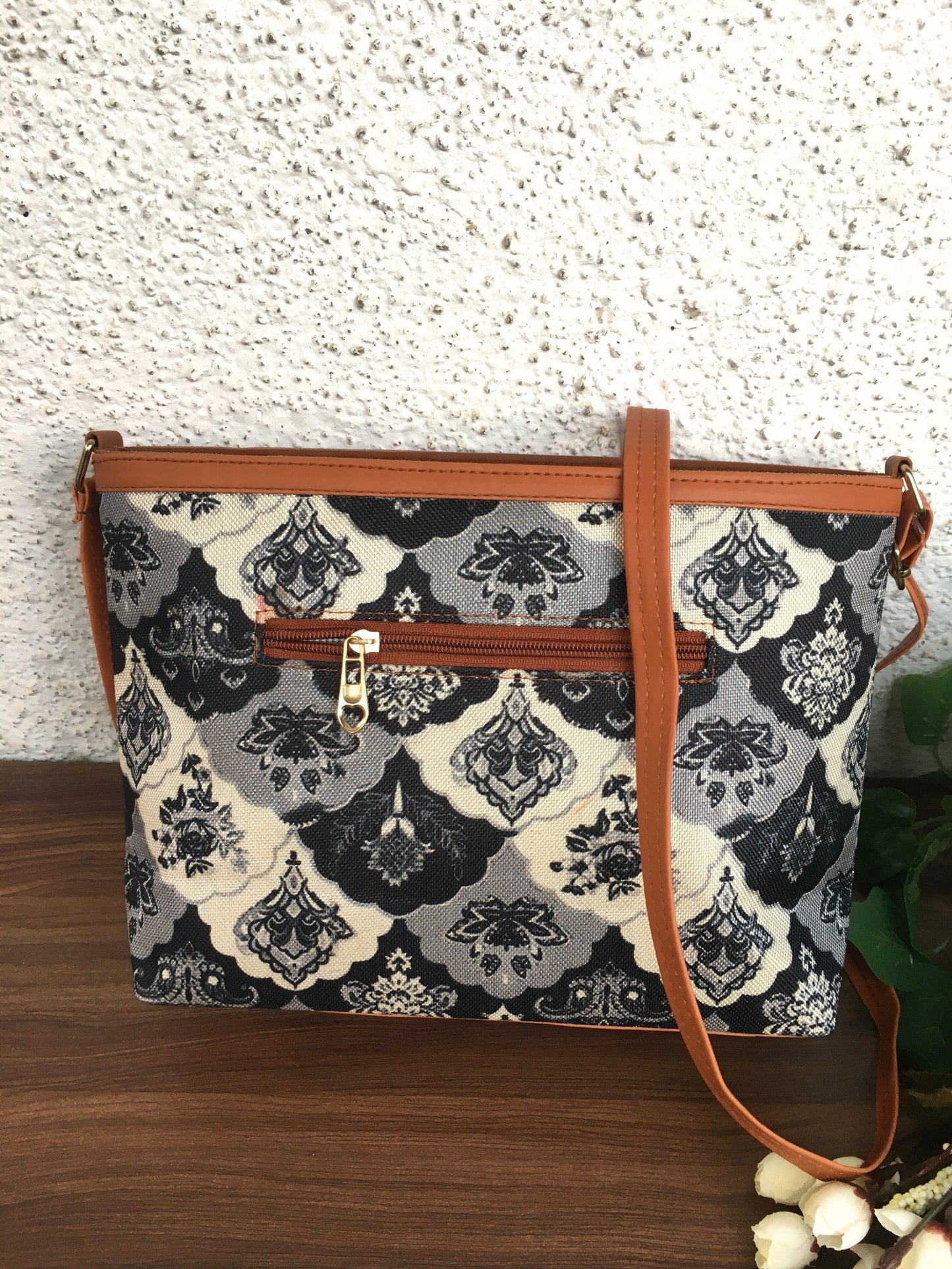 Minsk - 3 zip- Big size - Sling Bag - Royal Flower Black and White