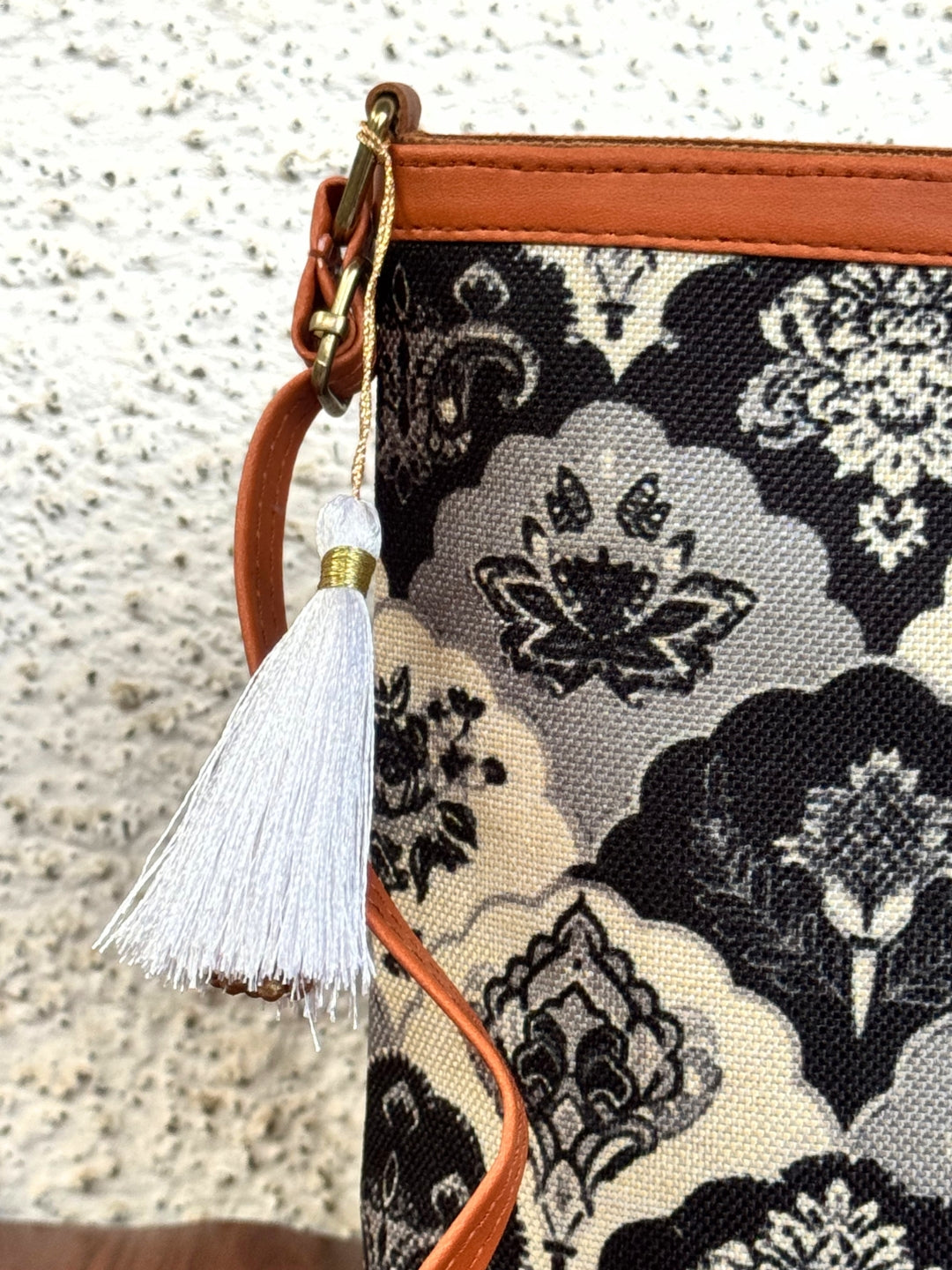 Minsk - 3 zip- Big size - Sling Bag - Royal Black Grey Flower