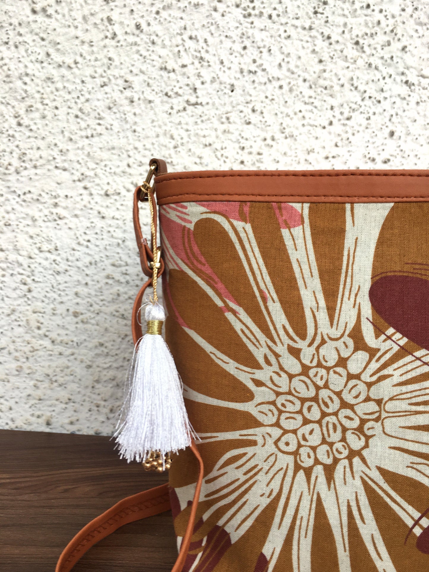 Minsk - 3 zip- Big size - Sling Bag - Sunflower Wine