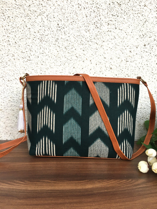 Minsk - 3 zip- Big size - Sling Bag - Arrow Peacock Blue