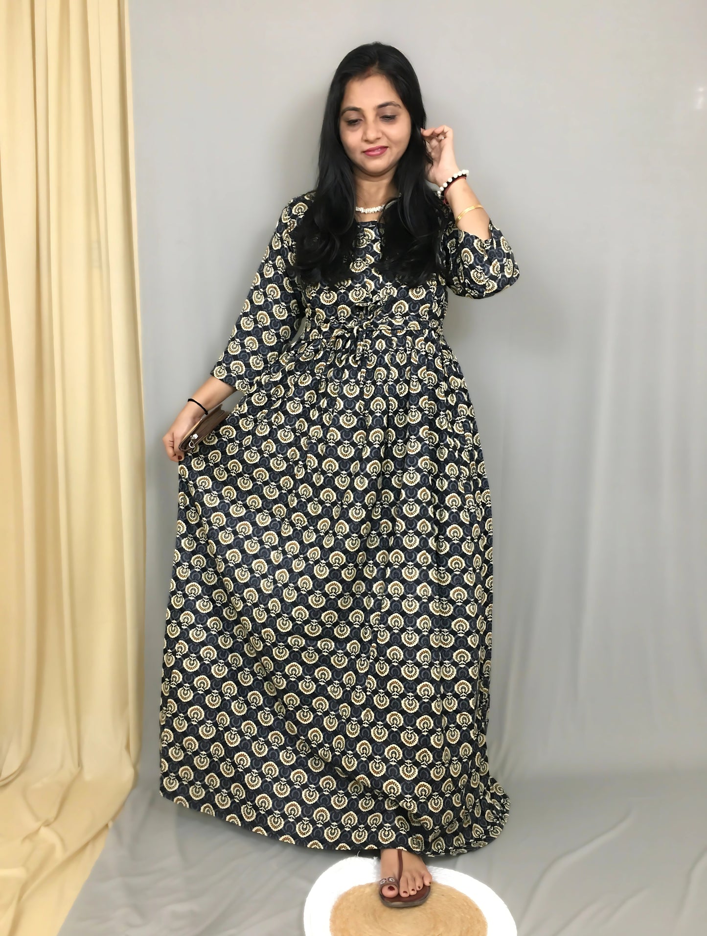 Sunflower - Black & Cream - Maternity Kurti with Feeding Zips - Cotton Flex - Thicker Fabric