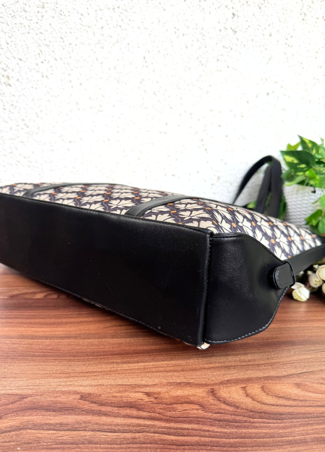 Black White Flower - Office & College Tote Bag with Laptop Compartment