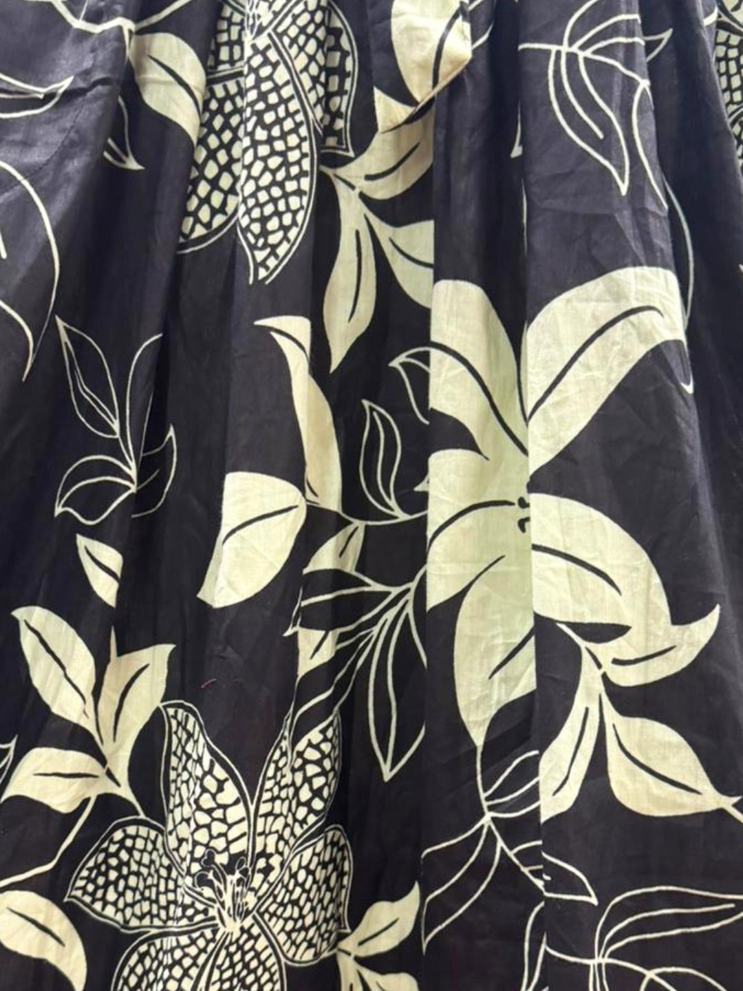Lily Flower Black - Short Sleeves Midi Dress -  Pure Cotton