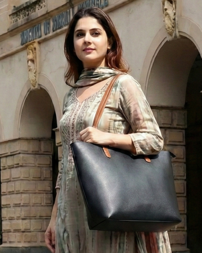 New Big Size Berlin Tote Bag - Black