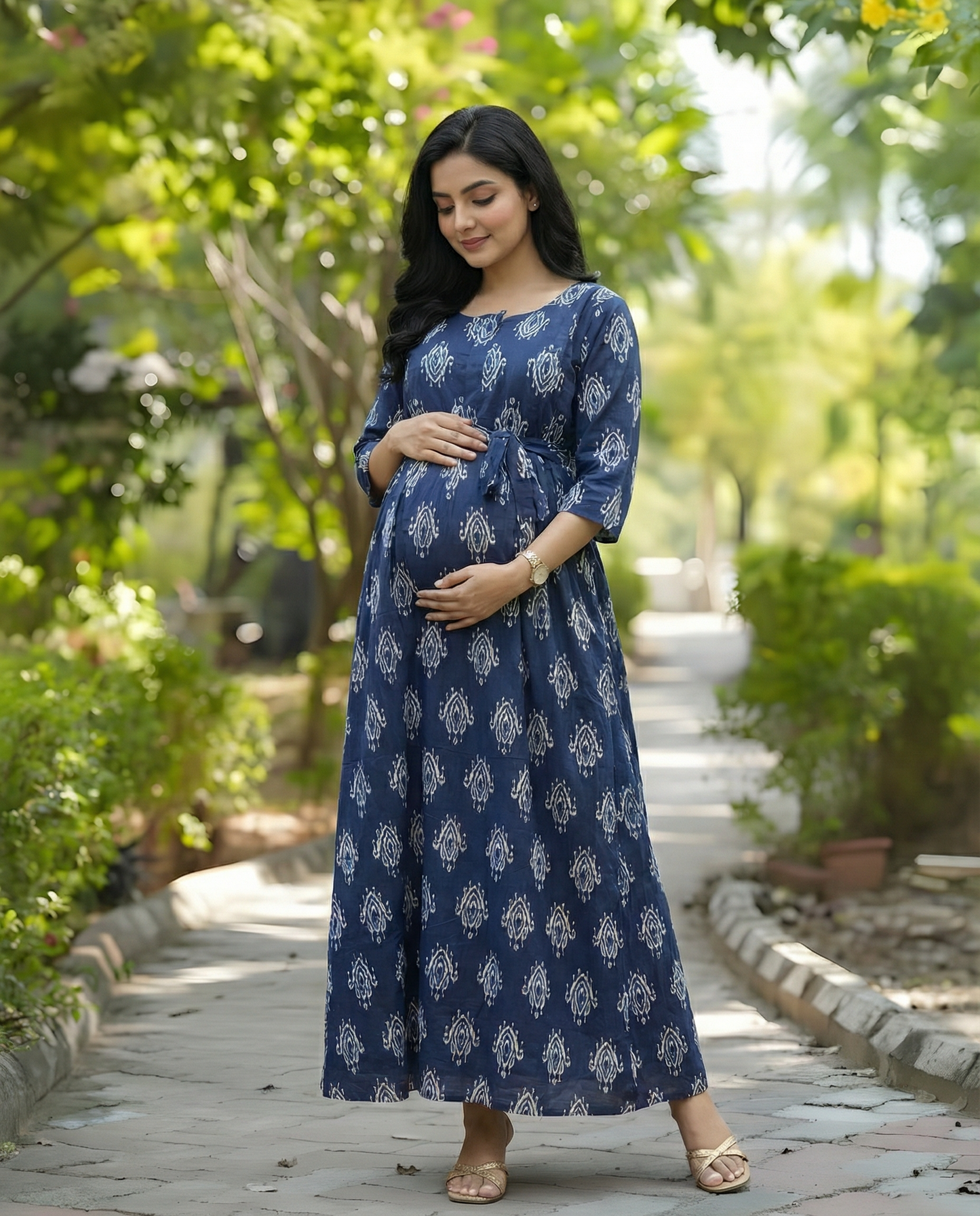 Blue White Flower - Maternity Kurti with Feeding Zips - Cambric Cotton
