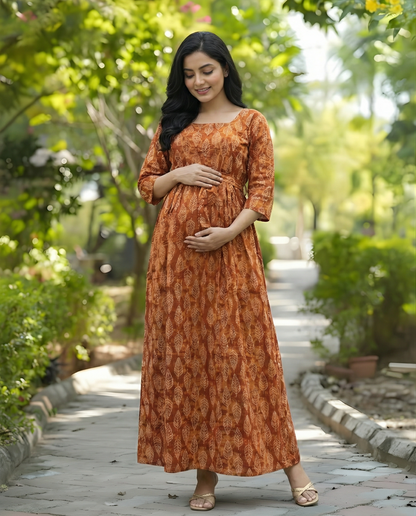 Dessert White Leaves - Maternity Kurti with Feeding Zips - Cambric Cotton