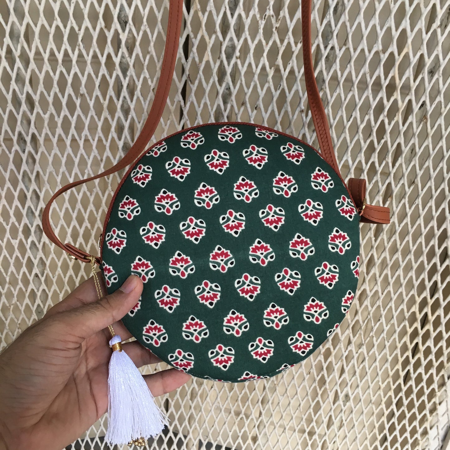 Green Red Flower - Round sling - small size