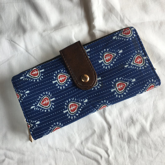 2 fold - Trendy & Beautiful Womens Wallet - 38