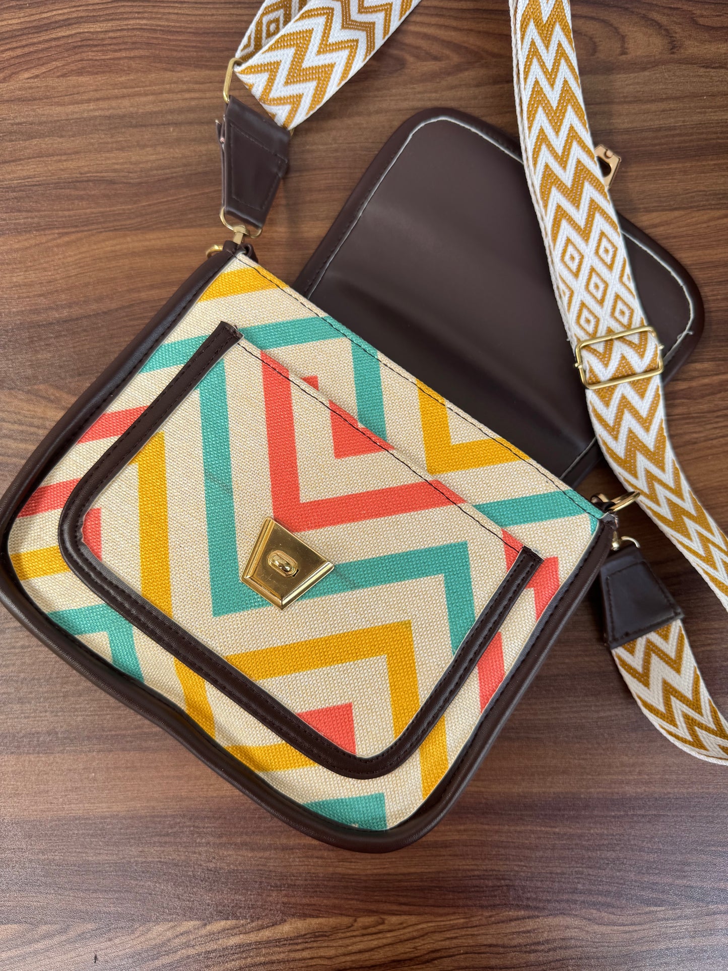 Feista - Multi Wave - 4 Zips - pockets sling bag with Aztec Belt