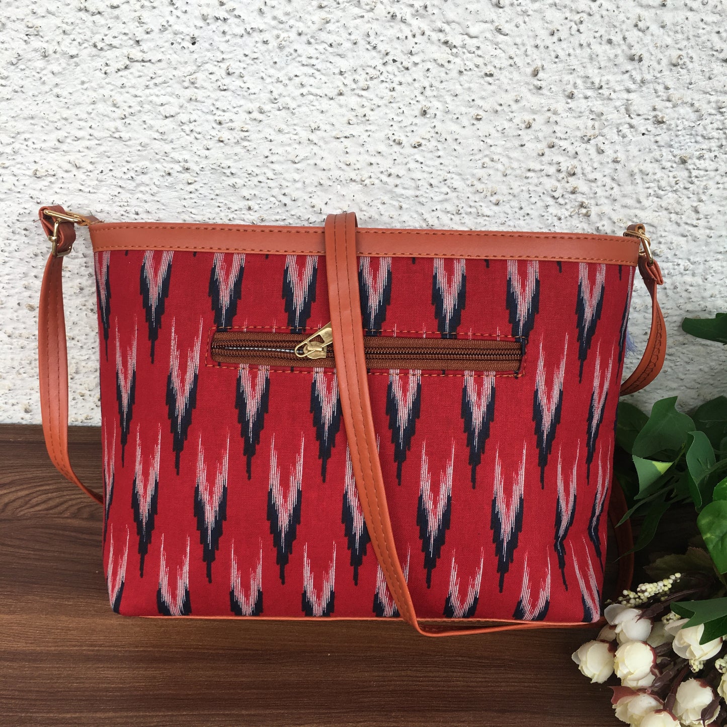 Minsk - 3 zip- Big size - Sling Bag - Red Arrow