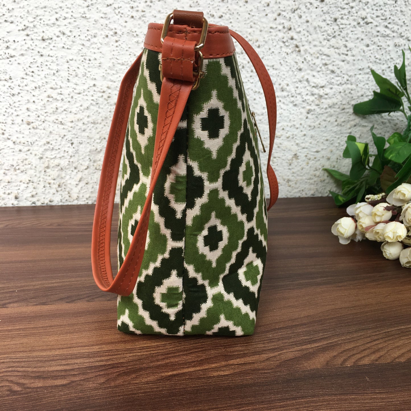 Minsk - 3 zip- Big size - Sling Bag - Cream Square - Green