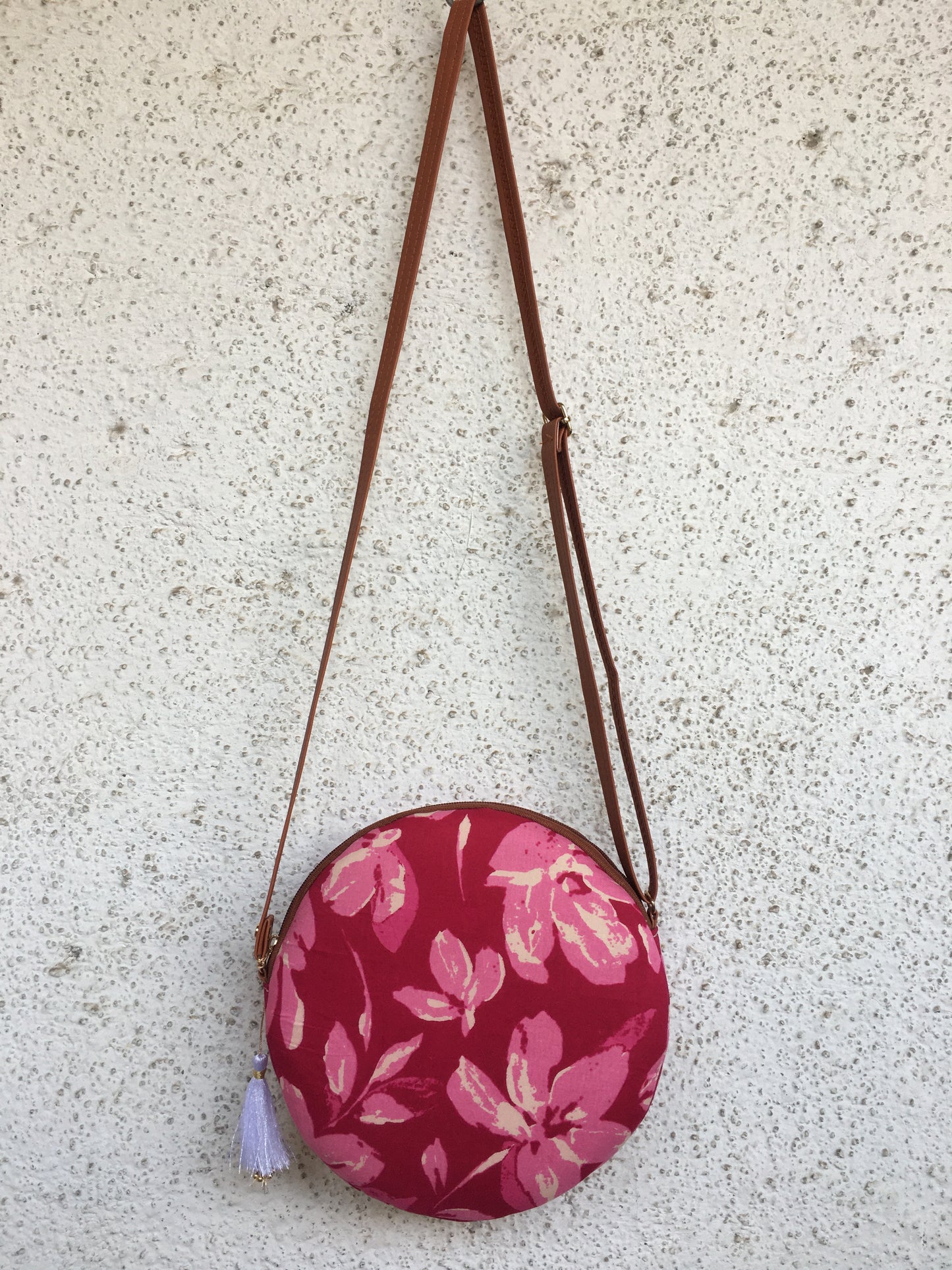 Jasmine White Pink Flower - Cute Round Sling bag
