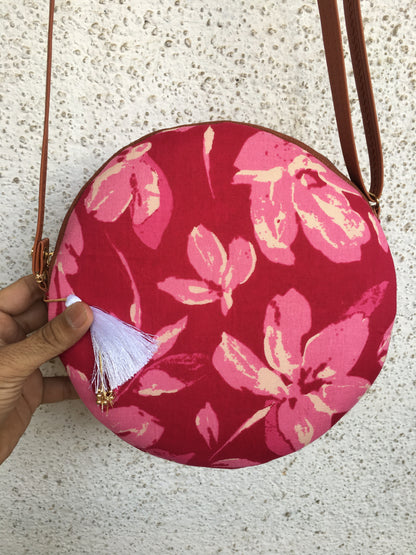 Jasmine White Pink Flower - Cute Round Sling bag