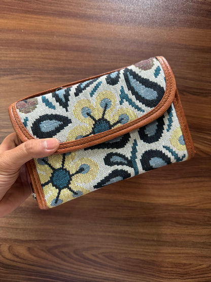 2 pockets  - Trendy & Beautiful Womens Wallet with Sling belt - 04