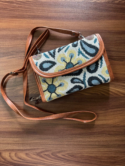 2 pockets  - Trendy & Beautiful Womens Wallet with Sling belt - 04