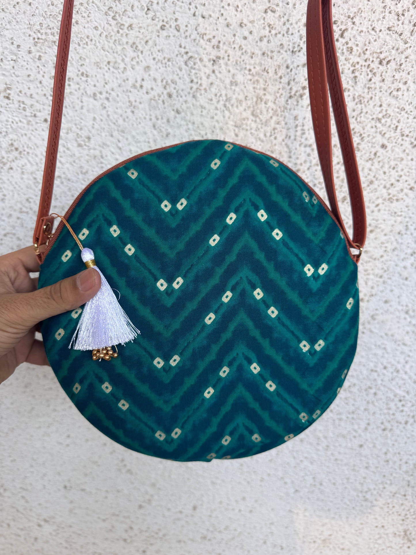 Peacock Blue Bandhani Zigzag - Cute Round Sling bag