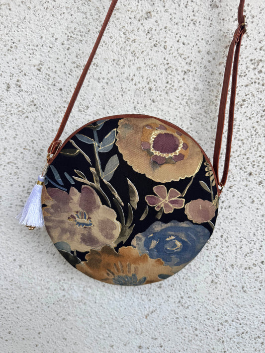 Black Grey Flower - Cute Round Sling bag