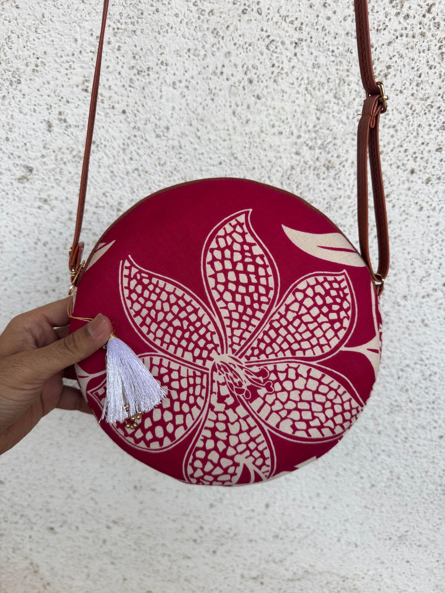 Lily Pink - Cute Round Sling bag