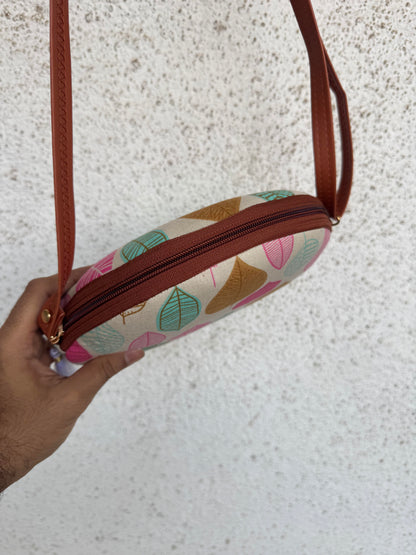 Beach Pink - Cute Round Sling bag