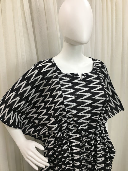 Kaftan Black ZigZag - Maternity - Feeding Zips -  Free Size - Cotton Cambric