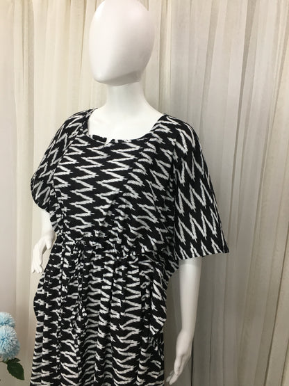 Kaftan Black ZigZag - Maternity - Feeding Zips -  Free Size - Cotton Cambric