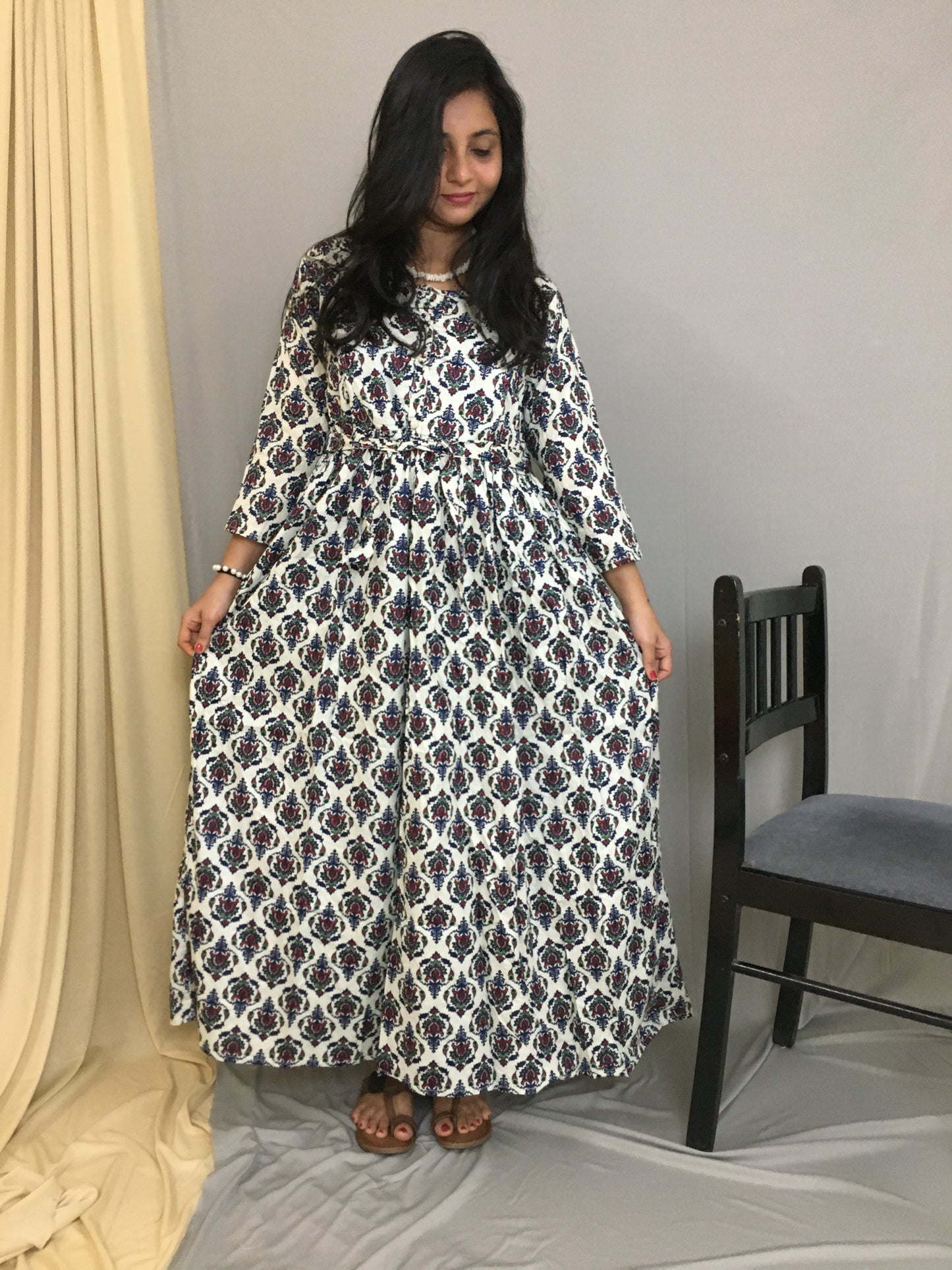Cream Black Flower - Maternity Kurti with Feeding Zips - Cotton Cambric