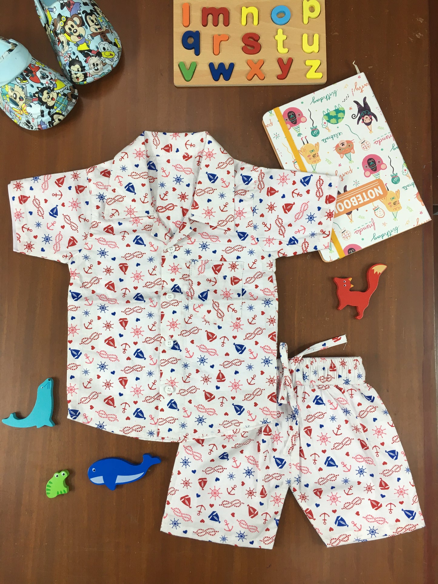Kids Shirt & Short set - Boats & Pirates
