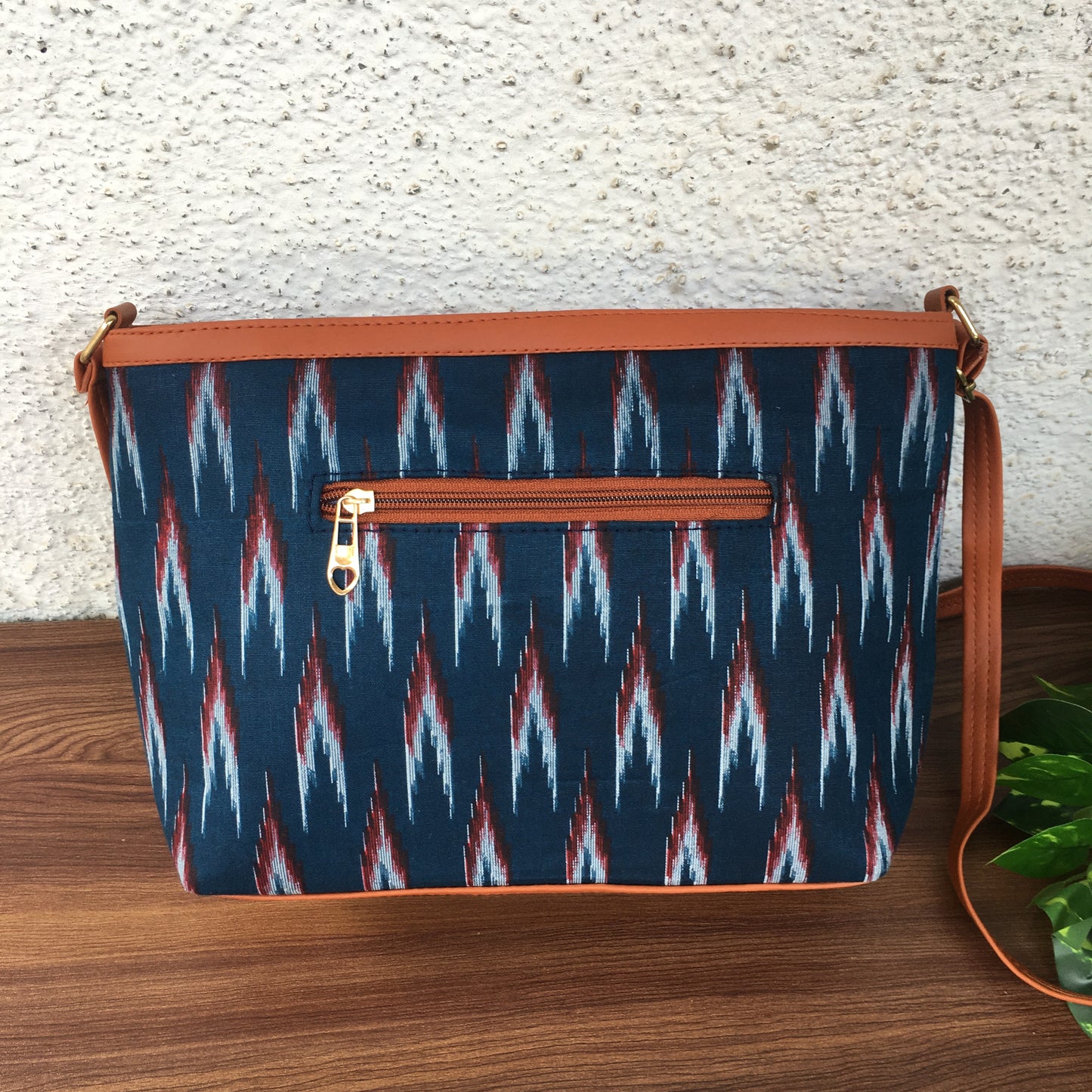 Minsk - 3 zip- Big size - Sling Bag - Blue Arrow